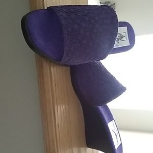 Purple mules